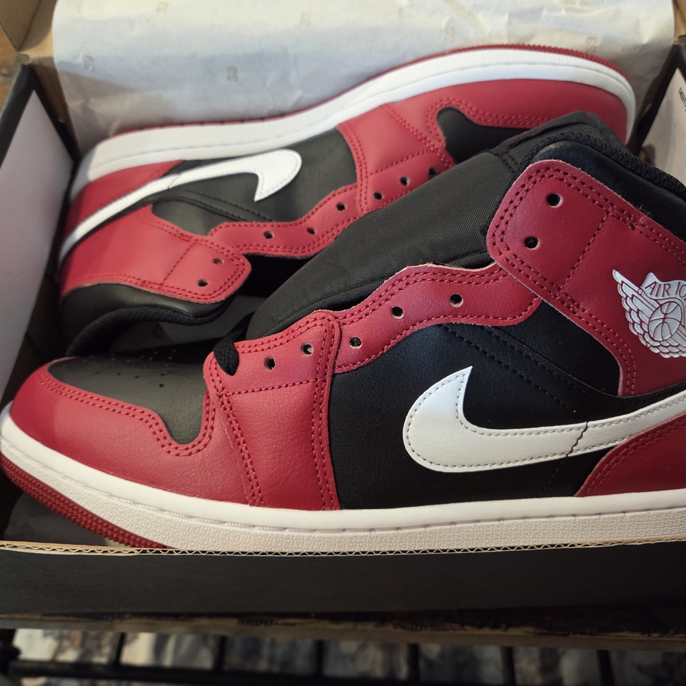 Nike Red and Black Athletic Shoes High-Top Design